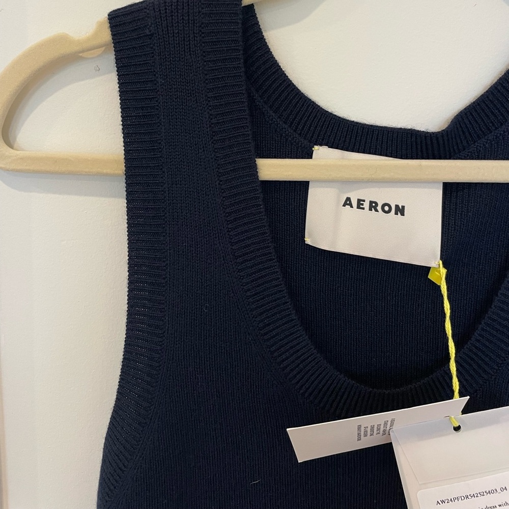 Aeron 100% wool dress - Picture 3 of 6